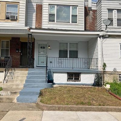 2549 S Shields St, Philadelphia, PA 19142