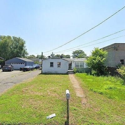 255 Masarik Ave, Stratford, CT 06615