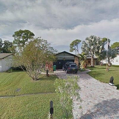 2562 Se Petit Ln, Port Saint Lucie, FL 34952