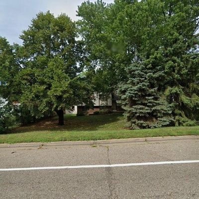 2573 South Ave E, Saint Paul, MN 55109