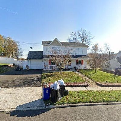 26 Towpath Rd, Levittown, PA 19056