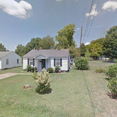 2611 Mullins Ave, Humboldt, TN 38343