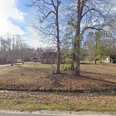 263 Pinemont Dr, Sour Lake, TX 77659