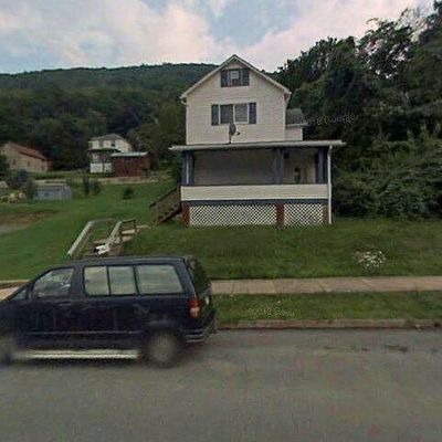 268 Pennsylvania Ave, Renovo, PA 17764