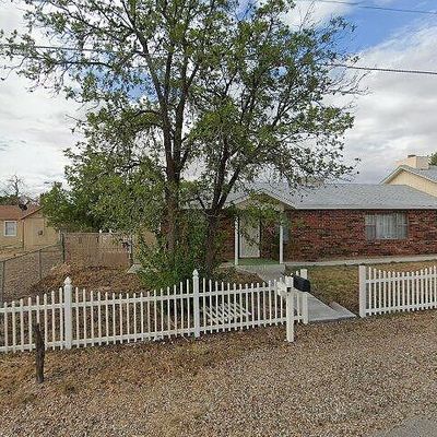 2701 Mountain View Dr, Carlsbad, NM 88220