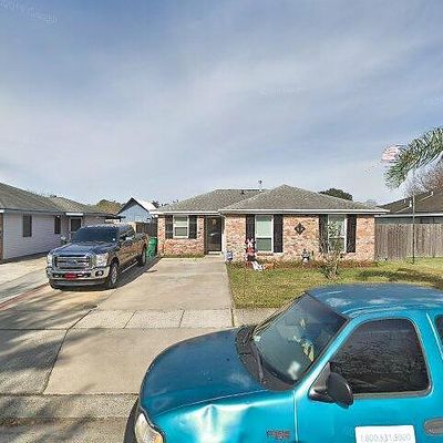 2724 Bayou Boeuf Dr, Marrero, LA 70072