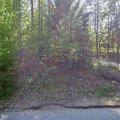 33 Homestead Way, Lebanon, ME 04027