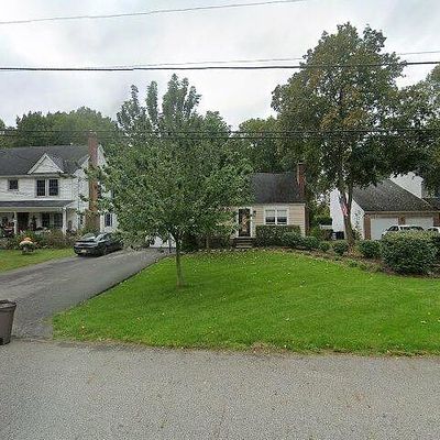 33 Park Ave, Pompton Plains, NJ 07444