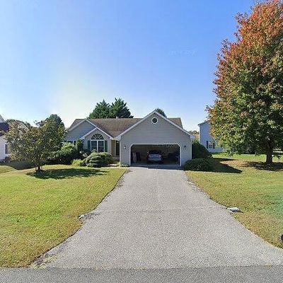 33 Radcliffe Dr, Rehoboth Beach, DE 19971