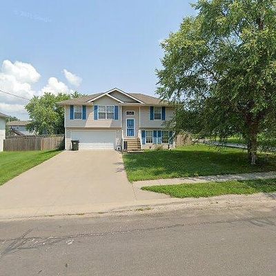 331 E Dryden St, Odessa, MO 64076