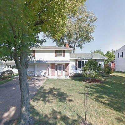 331 Shady Dr, Amherst, OH 44001