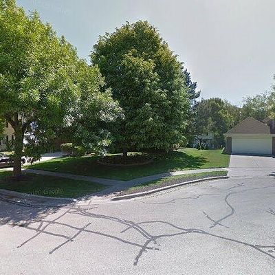 3375 Portshire Ct, Hoffman Estates, IL 60067