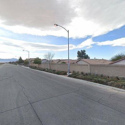 3418 Lakeland Bay Dr, Las Vegas, NV 89122