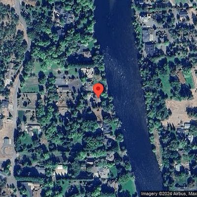 343 Rene Dr, Shady Cove, OR 97539