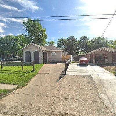 3438 Harlingen St, Dallas, TX 75212