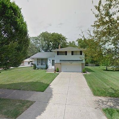 3460 W 214 Th St, Cleveland, OH 44126