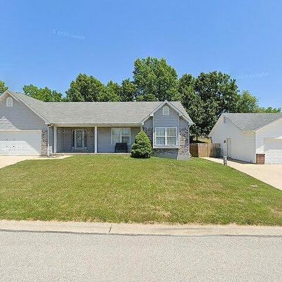 35 Bay Hill Dr, Saint Peters, MO 63366