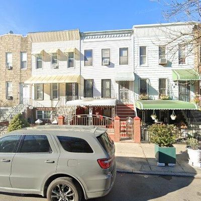 35 Pilling St, Brooklyn, NY 11207