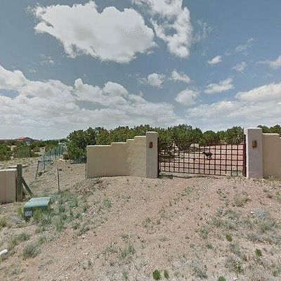 35 S Paseo De Angel, Santa Fe, NM 87507