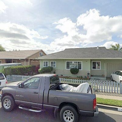 353 Thorne Dr, Hayward, CA 94544