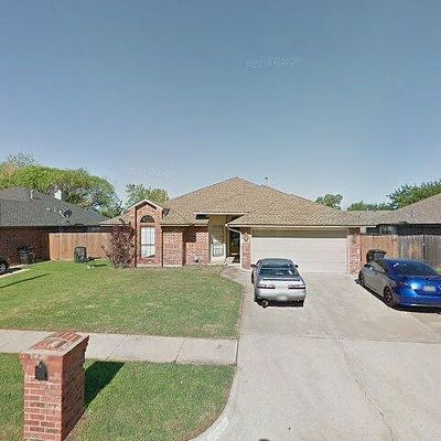 3705 Teresa Dr, Moore, OK 73160