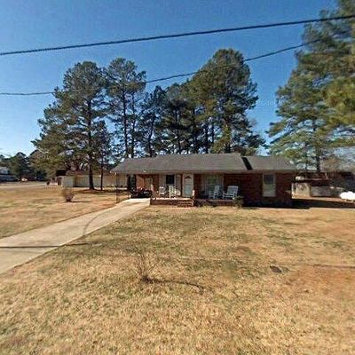 3719 Cherry St, Bethel, NC 27812