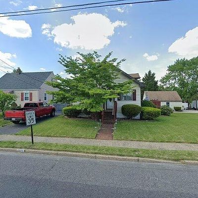 307 W Evesham Rd, Runnemede, NJ 08078