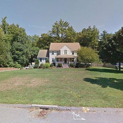 31 Bartlett Rd, Methuen, MA 01844