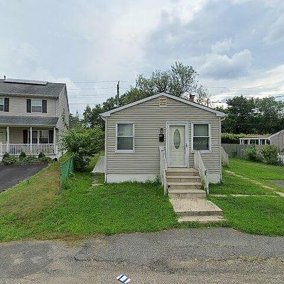 31 Lincoln Ave, Cliffwood, NJ 07721