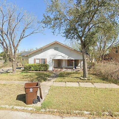 310 W Alice Ave, Kingsville, TX 78363