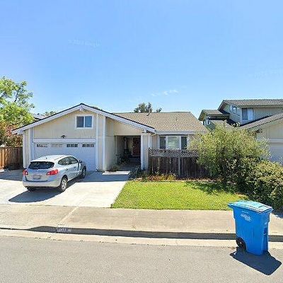 311 Mainsail Ct, Foster City, CA 94404