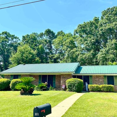 311 N Pine St, Brewton, AL 36426