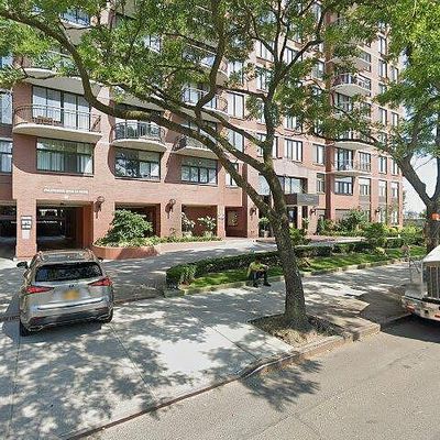 3111 Ocean Pkwy #10 E, Brooklyn, NY 11235