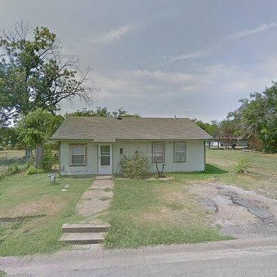 315 W Broadmore Ave, Wills Point, TX 75169
