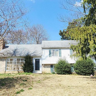 319 Pritchard Ln, Wallingford, PA 19086