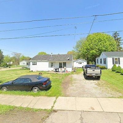 319 Wooster Rd, Mount Vernon, OH 43050