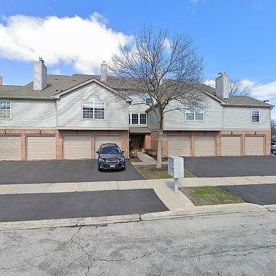 32 Kristin Cir #6, Schaumburg, IL 60195