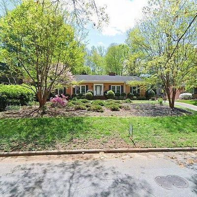 3203 Henderson Rd, Greensboro, NC 27410