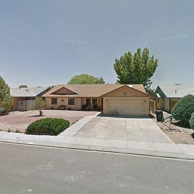 3221 Blue Hill Ave, Gallup, NM 87301