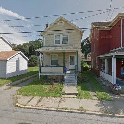 323 8 Th Ave, New Brighton, PA 15066