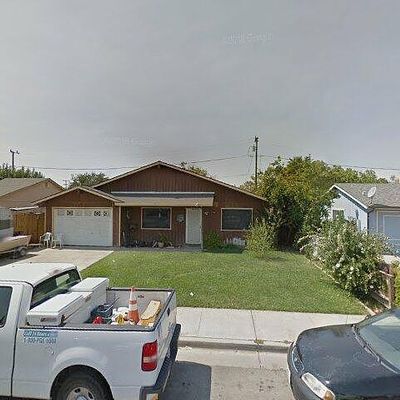 323 Kumquat Ave, Los Banos, CA 93635