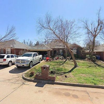 328 E Twelve Oaks Ter, Mustang, OK 73064