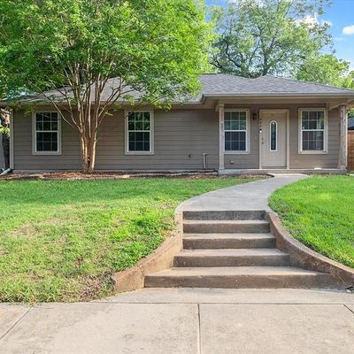 404 W Day St, Denison, TX 75020