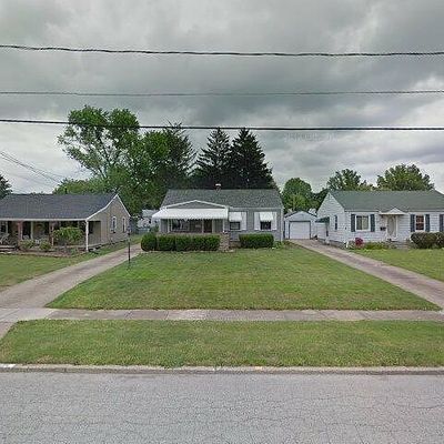 4041 Risher Rd, Youngstown, OH 44511
