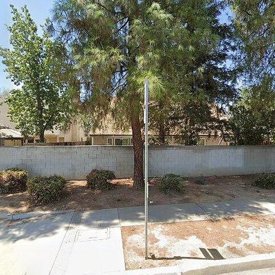 4046 W Galaxy Ave, Fresno, CA 93722