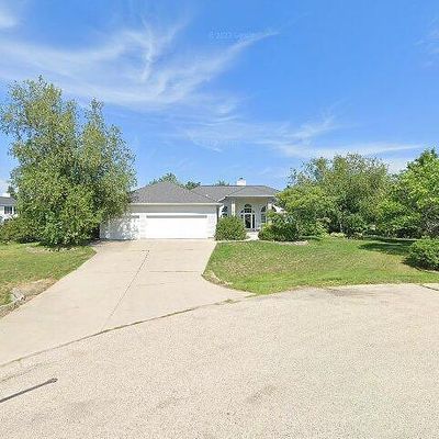 405 Pine Grove Cir, Williams Bay, WI 53191