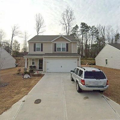 4050 Meredith Woods Ln, Winston Salem, NC 27107