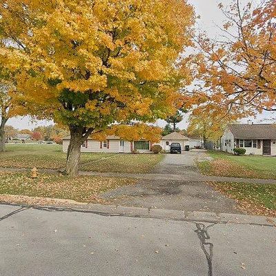 406 N Oak St, Kendallville, IN 46755