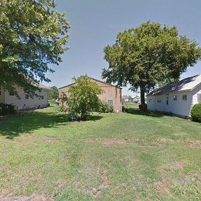 406 W 23 Rd St, Higginsville, MO 64037