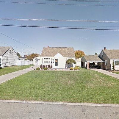407 W Omar St, Struthers, OH 44471